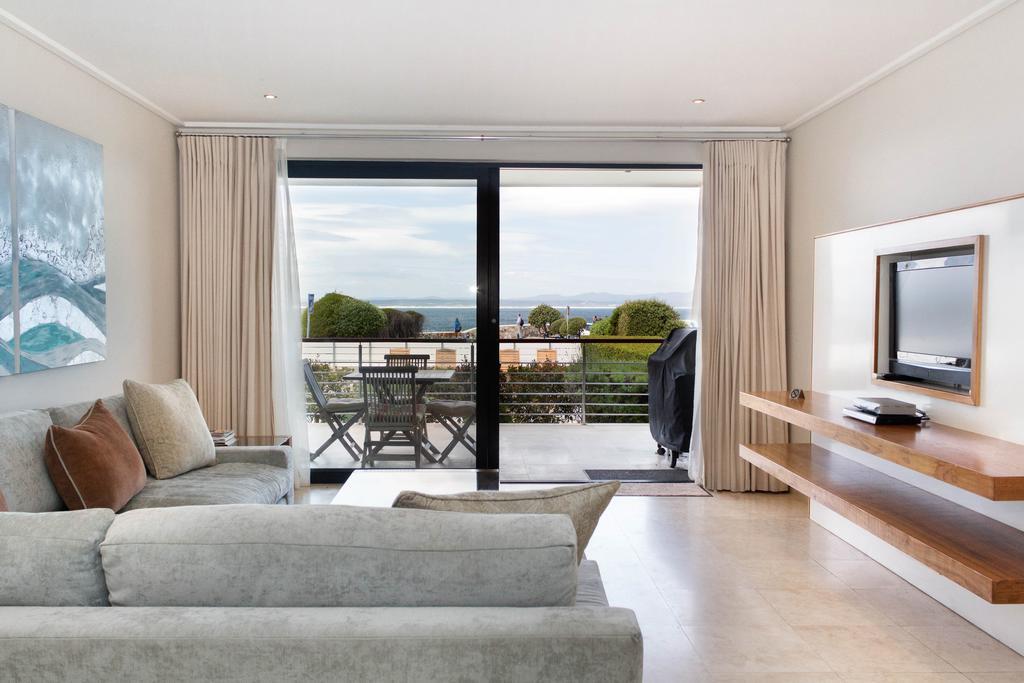 74 On Marine Apartman Hermanus Szoba fotó