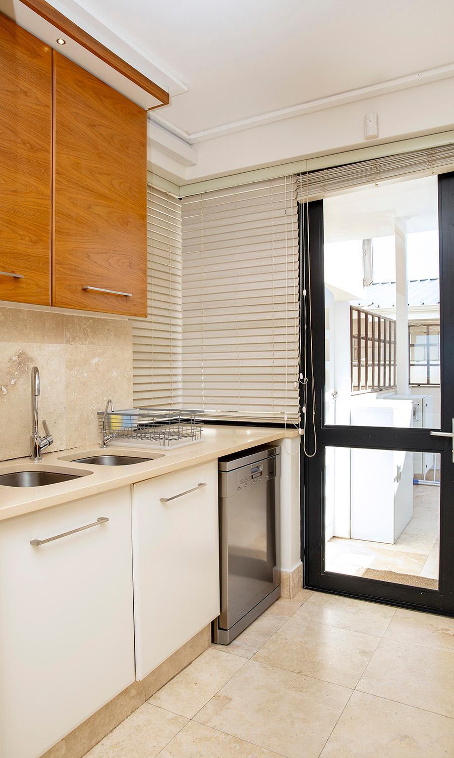 74 On Marine Apartman Hermanus Kültér fotó